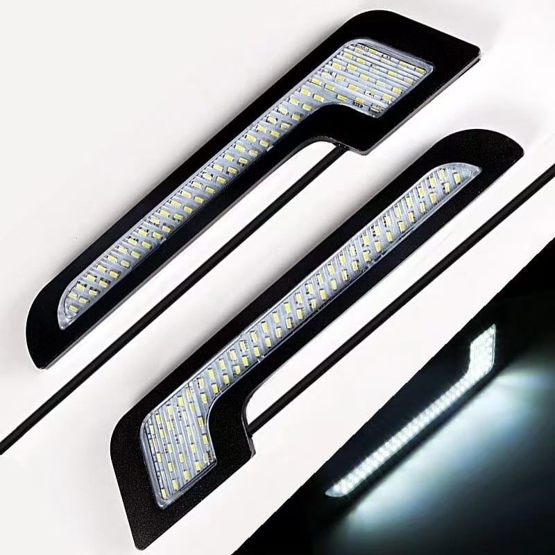 7 alakú LED nappali menetfény autóhoz, ragasztóval rögzítve a csomagtartóra/ajtóra, 12V, 1W, 0.25A