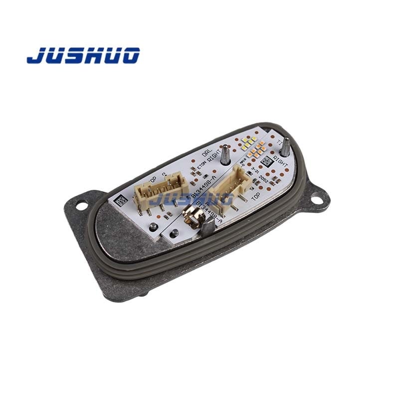 LED dnevna svjetla lijevo 5FJ941475, desno 5FJ941476 za Seat Tarraco