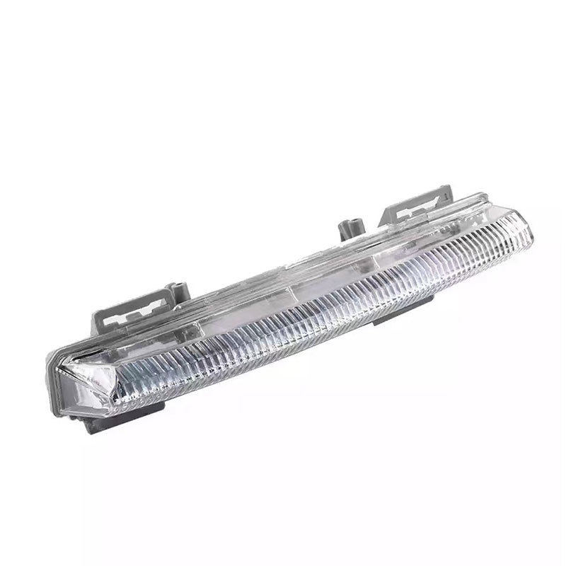 A2049068900/A2049069000 LED dnevna svjetla i svjetla za maglu za prednji branik Mercedes-Benz W204/W212