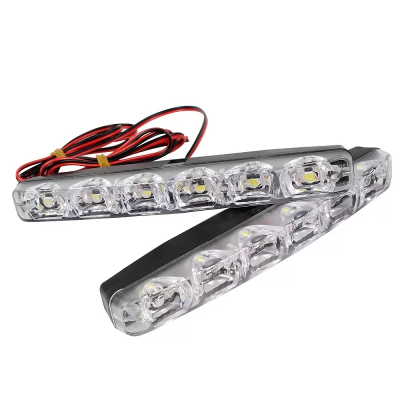 Automobilska LED dnevna svjetla, 6 LED, dvobojni tekući efekt osvjetljenja i pokazivač smjera