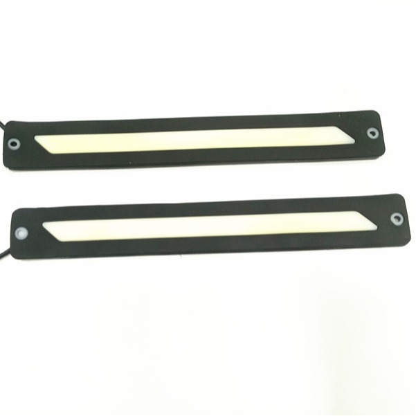 Bară de lumină COB din silicon pentru lumina de zi a mașinii – 12V, 3W, 305lm, IP65