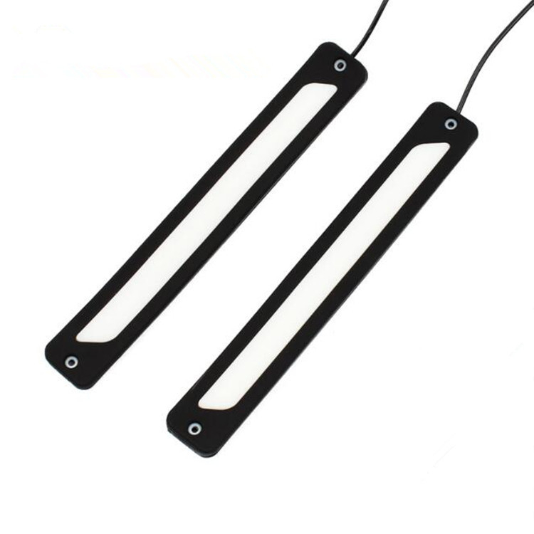 Bară de lumină COB din silicon pentru lumina de zi a mașinii – 12V, 3W, 305lm, IP65