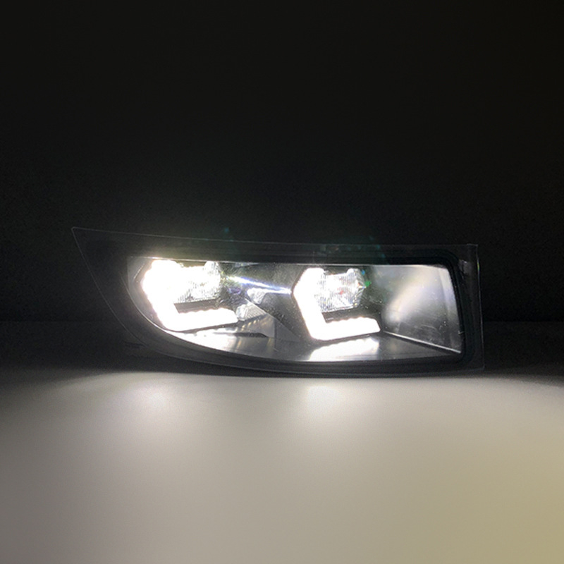 LED dnevna svjetla za Lexus GX470 (03-09) s pokazivačem i svjetlom za maglu, ABS kućište, 12V, 3800 lm, trajanje 10000 h
