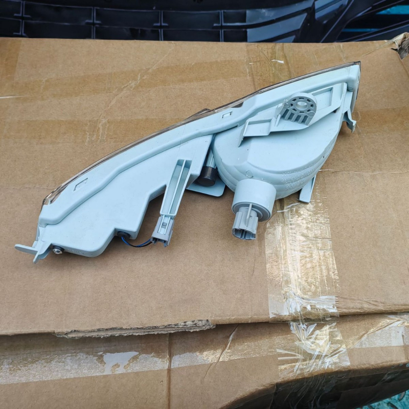 Dnevna rasvjeta za Nissan Altima 2013-2015 Teana, visoka konfiguracija s LED tračnicama; Materijal: PP; Marka: PZY; Modeli: 26130-3TS0A/26135-3TS0A/26130-3TA0A/26135-3TA0A; Izvor svjetla: LED