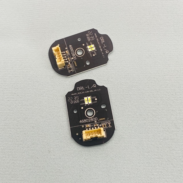 LED dnevna svjetla za VW Bora (niska konfiguracija) – LED izvor za dnevna svjetla i signalizaciju