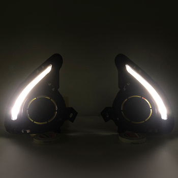 Mazda2 2015-2017 LED dnevna svjetla, bijela i žuta