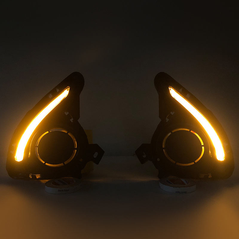 Mazda2 2015-2017 LED dnevna svjetla, bijela i žuta