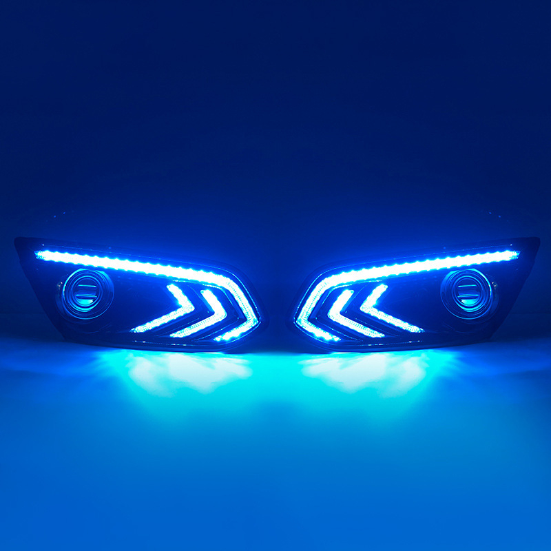 Ford Furuis nappali menetfény – 12V DC, 12W, 6000 lm, PC+ABS, PC árnyékoló