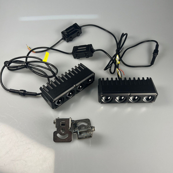 Univerzalno LED off-road svjetlo za vozilo s aluminijskim kućištem, IP68, 9-16V, vijek trajanja 50.000 sati