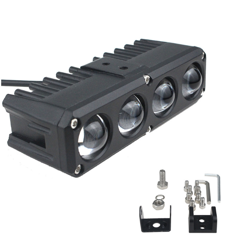 Univerzalno LED off-road svjetlo za vozilo s aluminijskim kućištem, IP68, 9-16V, vijek trajanja 50.000 sati