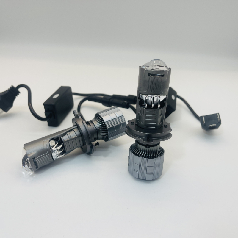 LED far za motocikl H4 s dvostrukom lećom i fisheye matricom, integrirano visoko/nisko svjetlo, 6000 lm, 50W