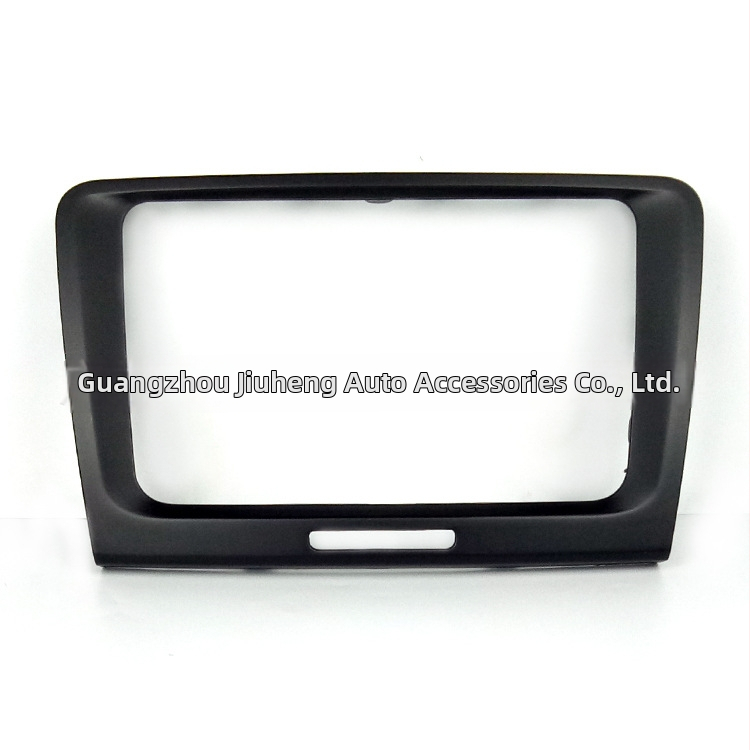 Fascia panel pre autórádiu Skoda Superb 2009-2014 – dvojité DIN, plast, audio/video navigácia