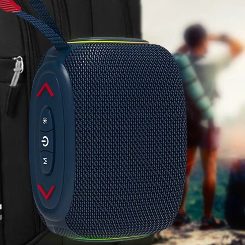 Bluetooth hangfal szubwooferrel – hordozható, IPX7 vízálló, beépített akkumulátor, Bluetooth 5.3, 15 m hatótávolság (10W, IPX7, Bluetooth 5.3, beépített akkumulátor, 15 m hatótávolság)