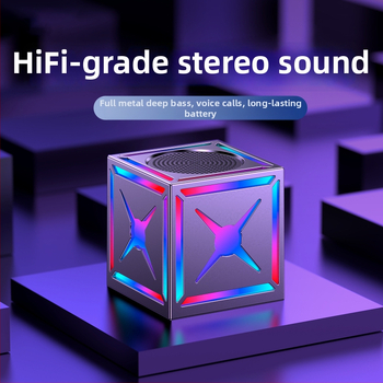 Bluetooth преносима мини колонка с високо качество на звука, 5W, Bluetooth 5.3, честотен диапазон 100 Hz–20 kHz, SNR ≥60 dB, обхват до 10 m.