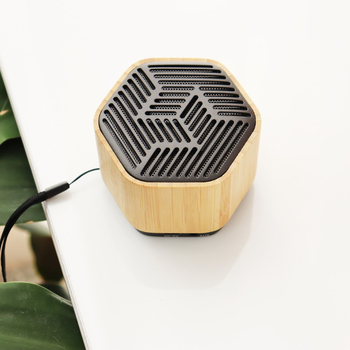 Mini Bluetooth reproduktor s RGB osvetlením - ekologické bambusové telo, 5W, Bluetooth 5.3, 100Hz-20kHz, SNR ≥95dB