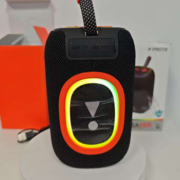 P18 Pro Bluetooth zvučnik – prijenosni vanjski mini stolni zvučnik, 20W, IPX4, Bluetooth 5.3, ugrađena baterija