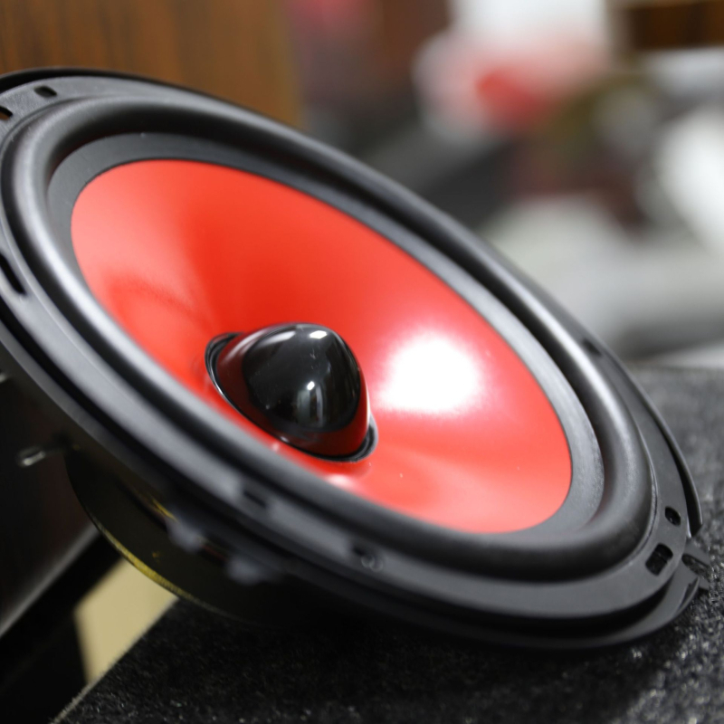 Automašīnas audio skaļrunis, modeļa PZ-F6501RED, 4 Ω, 90 W, frekvenču diapazons 55 Hz–20 kHz, jutīgums 90 dB