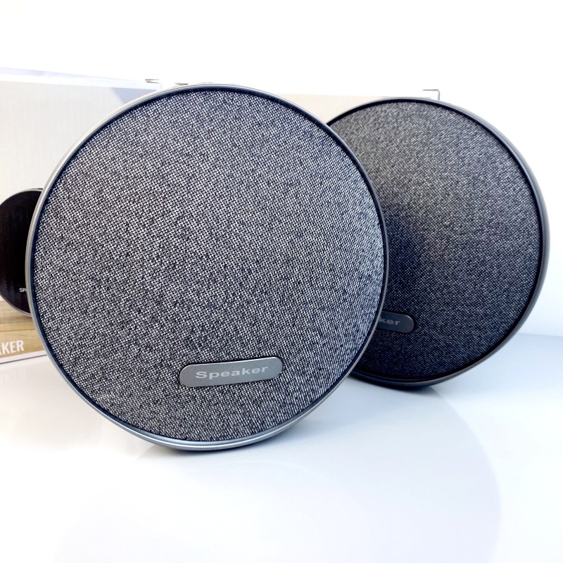 Prijenosni Bluetooth zvučnik s 3 zvučnicama, IPX5 vodootpornost, frekvencijski raspon 60 Hz–15 kHz, Bluetooth 5.3, ugrađena baterija 1200–2000 mAh