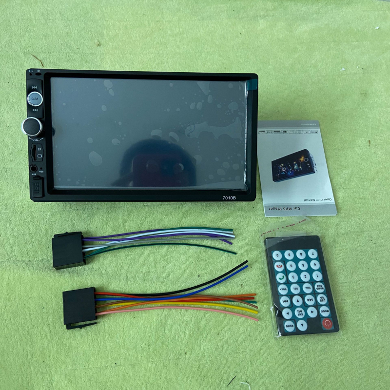 Automobilski MP5 player s Bluetoothom, utor za karticu, zaslon za parkiranje, 800x480 rezolucija, AV/USB ulaz — model H36