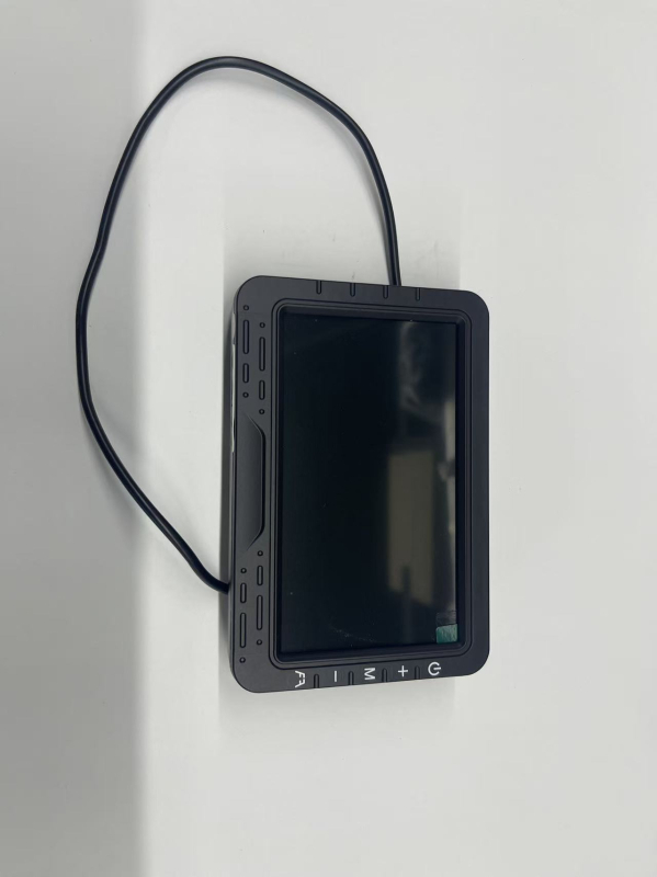 Monitor za vožnju unazad, LCD monitor, dva video ulaza, model 7003-2, rezolucija 1024x600