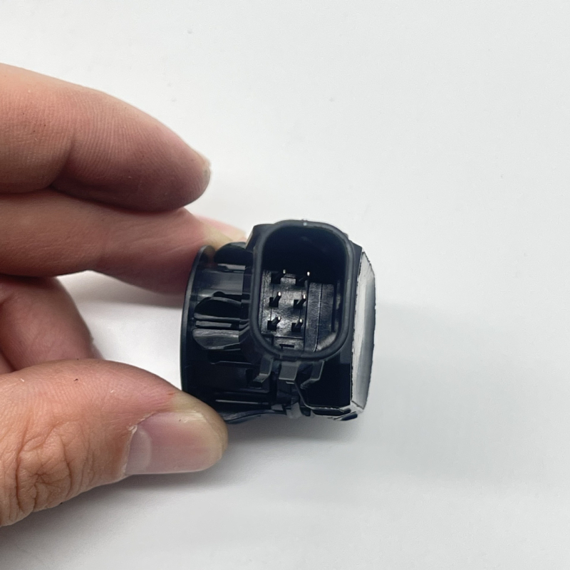 Senzor parkiranja za Toyota Hilux, model 89341-71040 — 4 sonde, 12V, težina 80 g