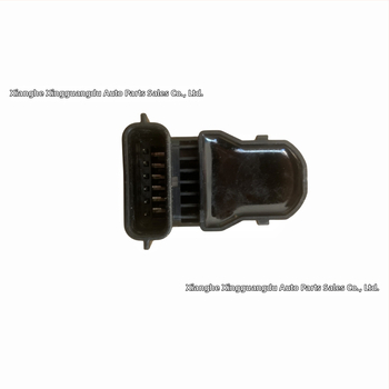 Zvukový radar pre cúvanie - Modely 95720-C5050, 95720-C5000, 95720C5000; 4 senzory; kompatibilné s Sorento; napájanie 12V