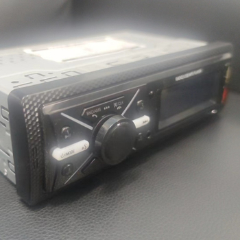 Auto MP3 player s Bluetooth Hands-Free, reproducija preko USB-a, FM-radio, 12V napajanje, model 950