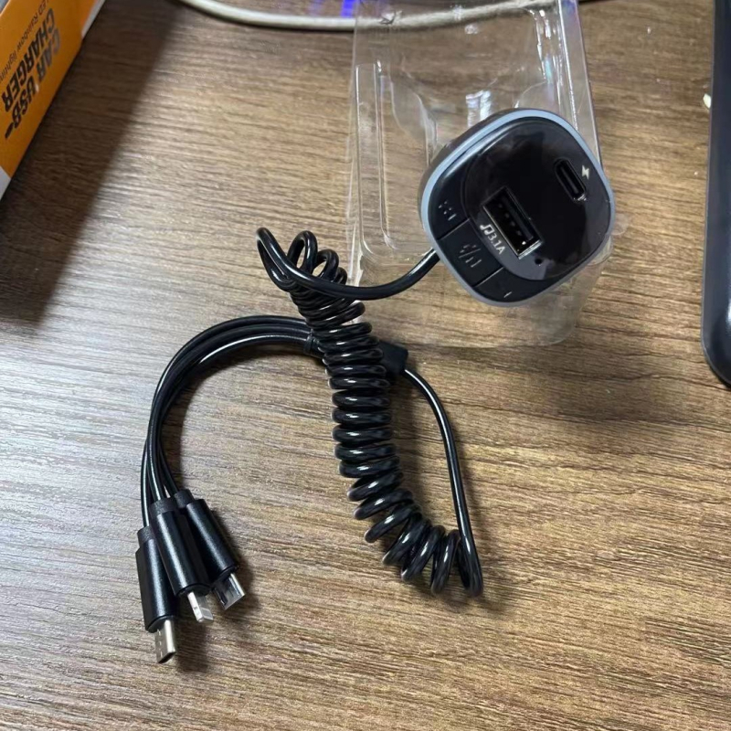 Automobilski Bluetooth MP3 player s Hands-Free, USB/PD, napajanje iz cigaretne utičnice 12V, 1,1-inčni zaslon, model C31