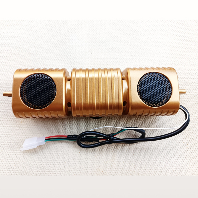 Vízálló MP3 hangszóró mélynyomóval, TF-kártya, USB és Bluetooth motorkerékpárokhoz
