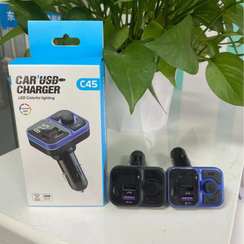 C45 Auto MP3 FM Bluetooth transmiter i USB punjač s LED svjetlom, 12-24V