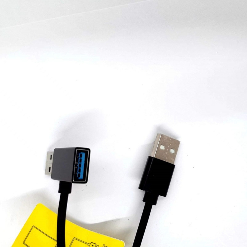USB bežični CarPlay napajajući kabel, Y-razdjelnik 1→2, 20W, 5V, izravno priključivanje, materijal TPE