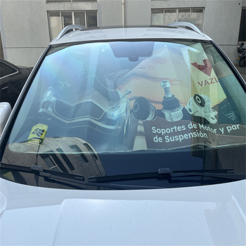 Предна автомобилна слънцезащитна козирка — персонализирана картонена конструкция, печат на лого, вградена инсталация, универсално съвместима