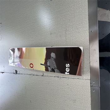 Предна автомобилна слънцезащитна козирка — персонализирана картонена конструкция, печат на лого, вградена инсталация, универсално съвместима