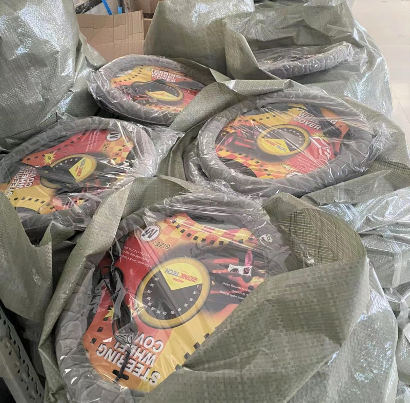 Κάλυμμα τιμονιού αυτοκινήτου για χειμώνα — βελούδινο ύφασμα, καθολική εφαρμογή, δυνατότητα προσαρμογής, εκτύπωση λογότυπου, μάρκα Shangtong