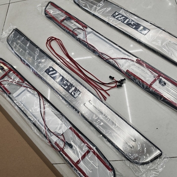 LED rozsdamentes acél küszöbcsík Toyota Wish 2003 – Coolhks (Márka: Coolhks; Anyag: Rozsdamentes acél; Kompatibilitás: Toyota Wish 2003; LED)