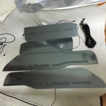 LED osvijetljeni prag vrata za Toyota Alphard 2024