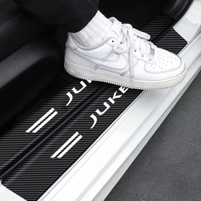 Ütközésvédő dekoratív küszöbcsík – karbon szövet mintázat, univerzális illeszkedés, testre szabható, Leibowei