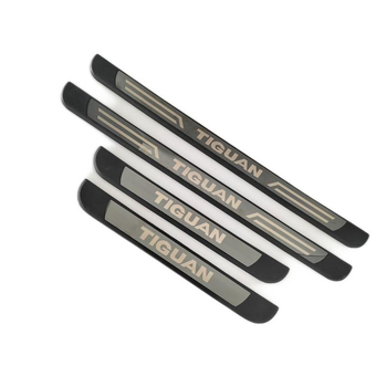 Prag din oțel inoxidabil pentru VW Tiguan Mk2 (2017-2022) — pedala de întâmpinare, personalizabil