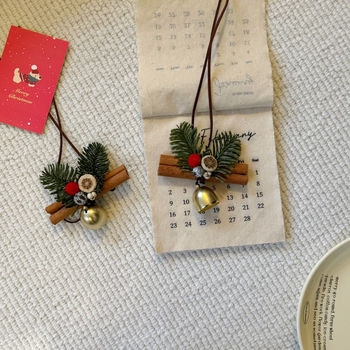 Karácsonyi autófüggő dísz fahéjjal és konzervált virággal, modern belső dekoráció, Hua mo márka, anyag 20213