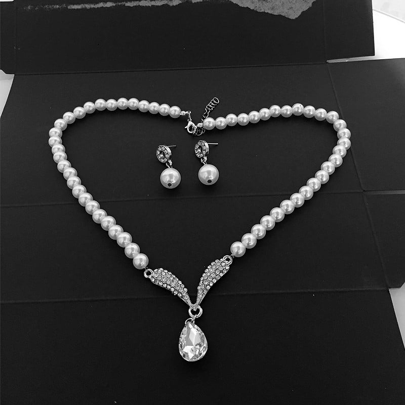 Set perlovog ogrlica i naušnica, s perlovanim lancem i privjeskom od legure – 2-djelni ženski vjenčani komad nakita (ljeto 2022)