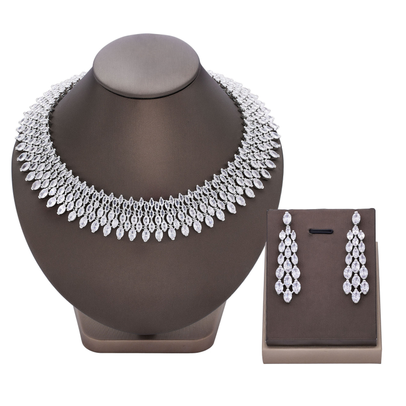 Ženski set nakita s dijamantnim detaljima, originalni dizajn, bakar s elektroplatom, mješavina dragih kamenja, motivi biljaka i cvijeća — uključuje naušnice, ogrlicu i narukvicu