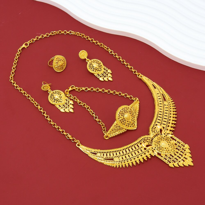 Ženski set nakita: legura, lanac s vodnim valovima, privjesak od legure, uzorak: križ/kruna/romejski brojevi; uključuje ogrlicu, naušnice i dodatke za ruku; lagani luksuzni stil, moderan gradski stil