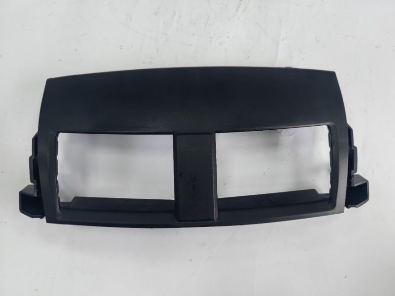 Ispuh zraka klimatizacije za Toyota RAV4 (2006–2012) 55670-42060-B0, 55670-42060