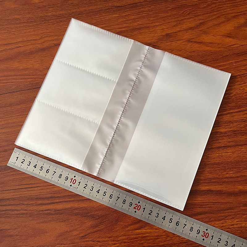 Noguldījumu lapu un bankas konta grāmatiņas turētājs, ūdensnecaurlaidīgs dosieris, materiāls PP, Zīmols Other, IP: Nē