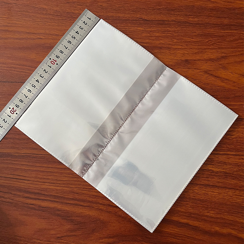 Noguldījumu lapu un bankas konta grāmatiņas turētājs, ūdensnecaurlaidīgs dosieris, materiāls PP, Zīmols Other, IP: Nē