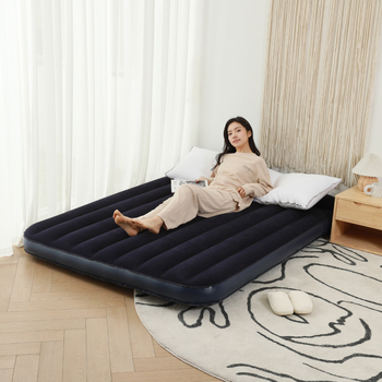 Kültéri felfújható ágy bolyhos felülettel, súly 1,4 kg, teherbírás 140 kg, Baiwei