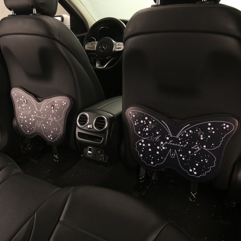 Perna de protecție pentru spătarul auto destinat copiilor, design fluture, utilizare all-season, material PU și umplere cu spumă, potrivire universală