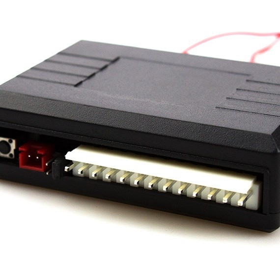 Sustav centralnog zaključavanja automobila s bezključnim ulazom, 12V motor, daljinski upravljač 315–433.92 MHz, domet 100 m, plastično kućište
