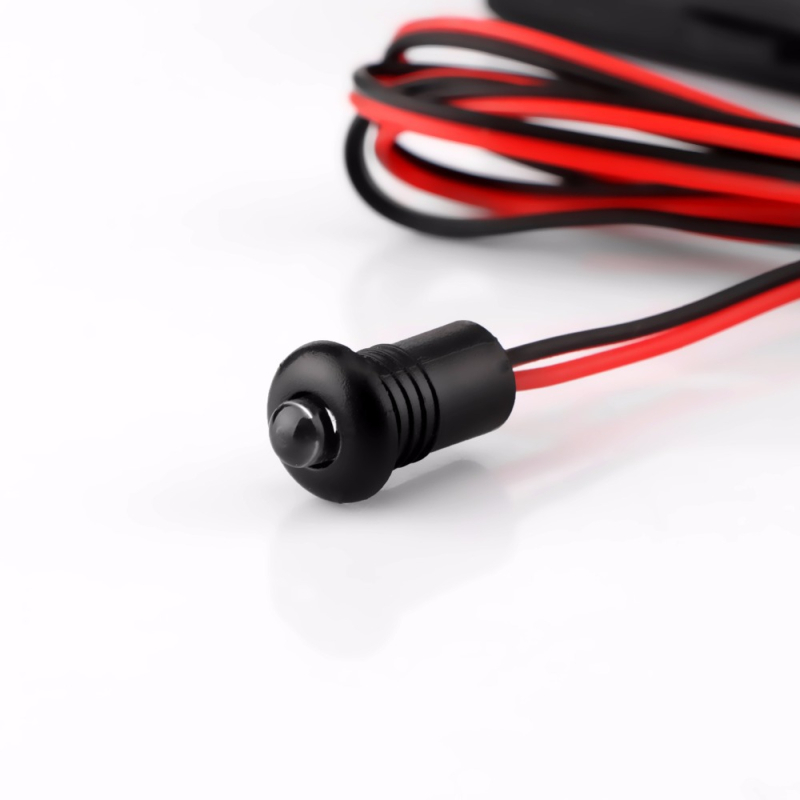 LB-405 Kulcs nélküli autóközponti zár összecsukható távirányítóval, 12V motor, műanyag ház, 315–433,92 MHz, 100 m hatótávolság