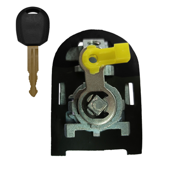 Kia Sportage bal oldali ajtózár-cilindere – márka Hong Dixuan, modell: ajtózár, alkalmazható modellek: Sportage, kompatibilis modellek: Dongfeng Kia, anyag: cinkötvözet, réz és műanyag